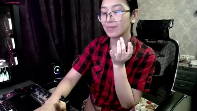 Image 2 of brightssmiles Stream on Chaturbate on 20 months ago