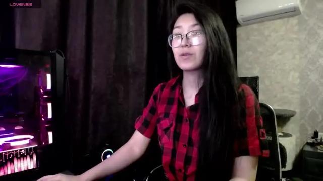 Thumbnail 1, brightssmiles's Stream at Chaturbate, 19 months ago