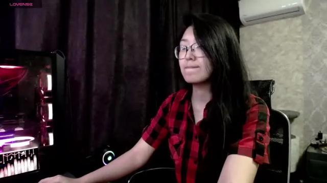 Image 4 of brightssmiles Stream on Chaturbate on 19 months ago