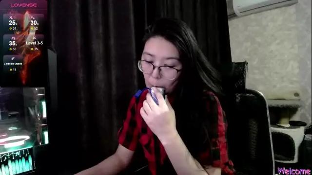 Thumbnail 1, brightssmiles's Stream at Chaturbate, 6 months ago