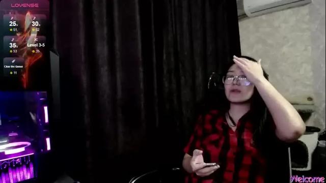 Image 3 of brightssmiles Stream on Chaturbate on 6 months ago