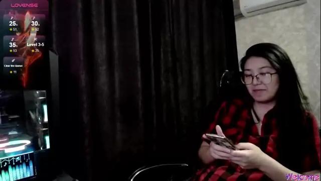 Image 7 of brightssmiles Stream on Chaturbate on 6 months ago