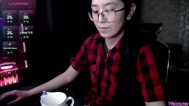 Image 2 of brightssmiles Stream on Chaturbate on 2 months ago