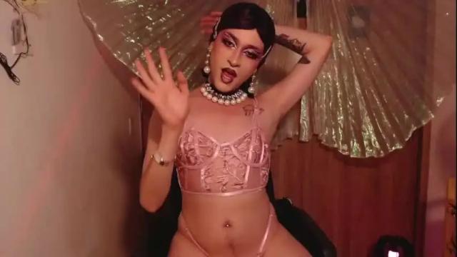 Image 3 of brillamettal Stream on Chaturbate on 1 month ago