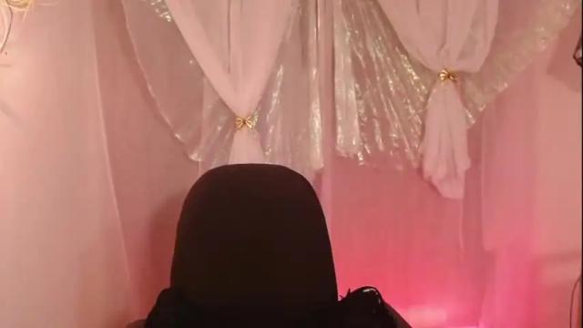 Image 12 of brillamettal Stream on Chaturbate on 12 days ago