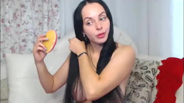 Image 2 of brilliant_doll Stream on Chaturbate on 1 month ago