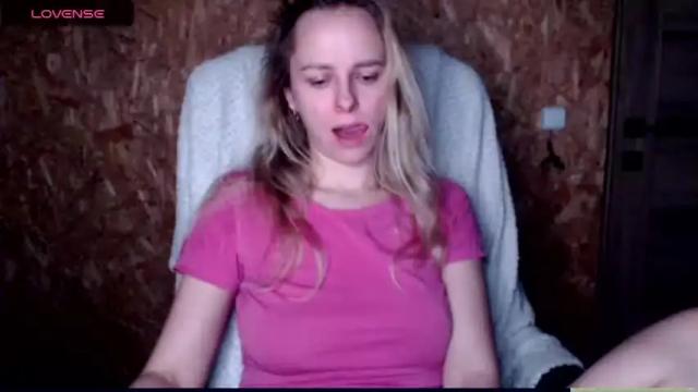 Image 3 of brilliantly Stream on Chaturbate on 15 months ago