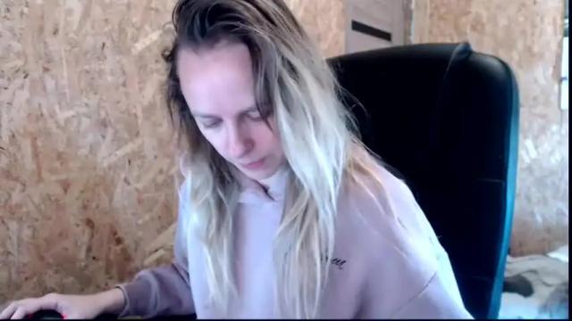 Image 4 of brilliantly Stream on Chaturbate on 3 months ago