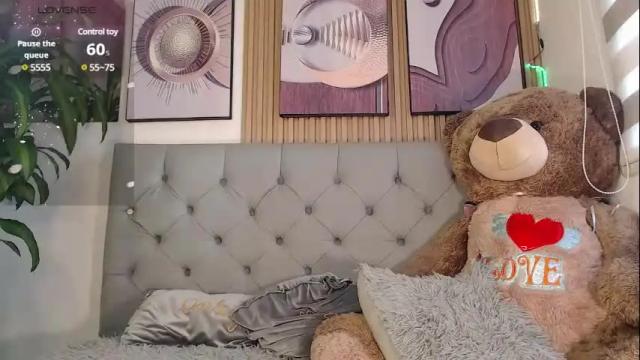 Image 6 of brinna_ev Stream on Chaturbate on 2 months ago
