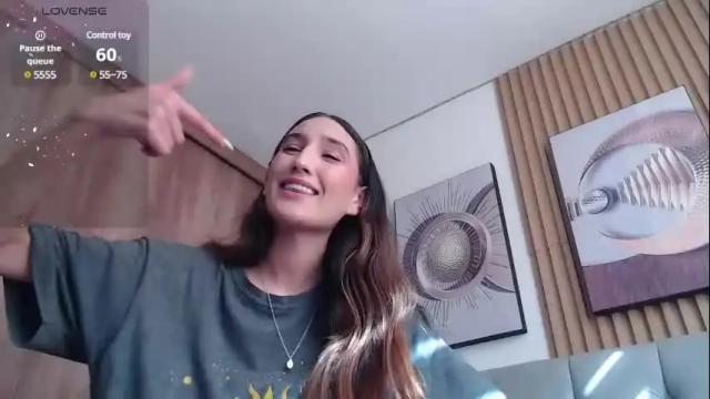 Image 2 of brinna_ev Stream on Chaturbate on 1 month ago