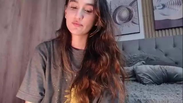 Image 2 of brinna_ev Stream on Chaturbate on 17 days ago