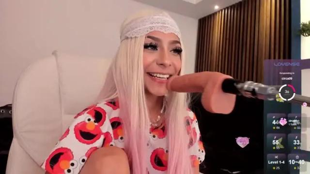 Image 11 of brisa_white7 Stream on Chaturbate on 14 months ago