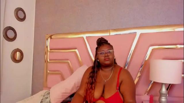 Image 3 of britannyjhonson Stream on Chaturbate on 29 days ago