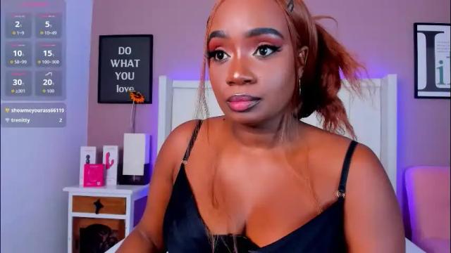 Image 6 of britanymooree Stream on Chaturbate on 28 days ago