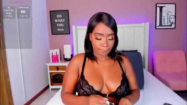 Image 6 of britanymooree Stream on Chaturbate on 3 days ago