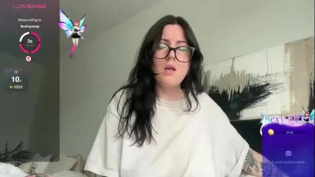 Image 10 of britbrattherat Stream on Chaturbate on 21 days ago