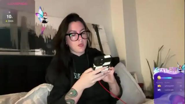 Image 10 of britbrattherat Stream on Chaturbate on 19 days ago
