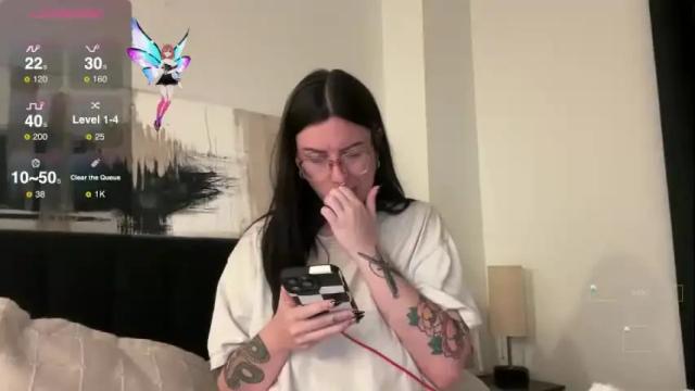 Image 12 of britbrattherat Stream on Chaturbate on 2 months ago
