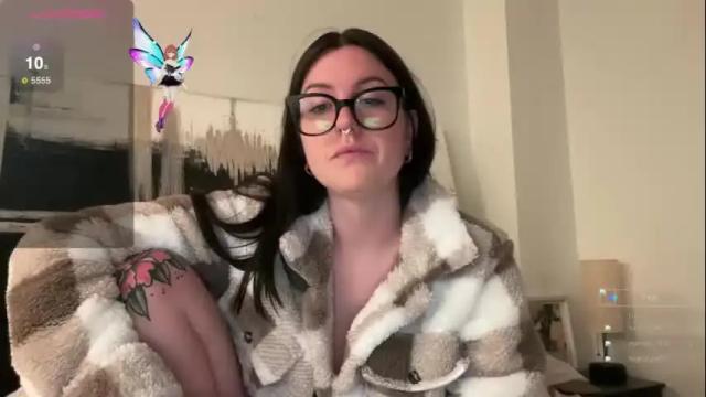 Image 6 of britbrattherat Stream on Chaturbate on 1 month ago