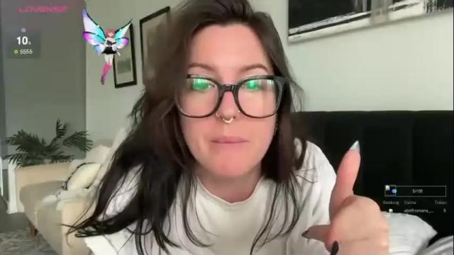 Image 11 of britbrattherat Stream on Chaturbate on 1 month ago