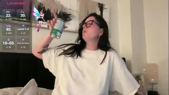 Image 2 of britbrattherat Stream on Chaturbate on 17 days ago
