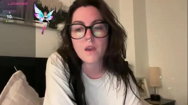 Image 8 of britbrattherat Stream on Chaturbate on 9 days ago