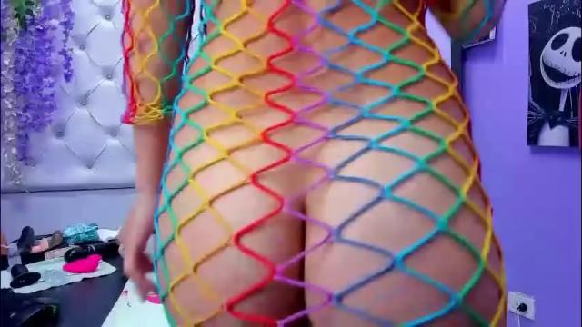 Image 3 of brithany_adms Stream on Chaturbate on 4 months ago