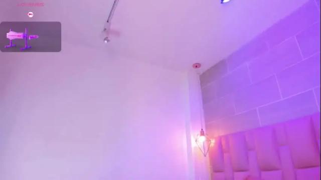 Image 2 of brithanyadams Stream on Chaturbate on 1 month ago