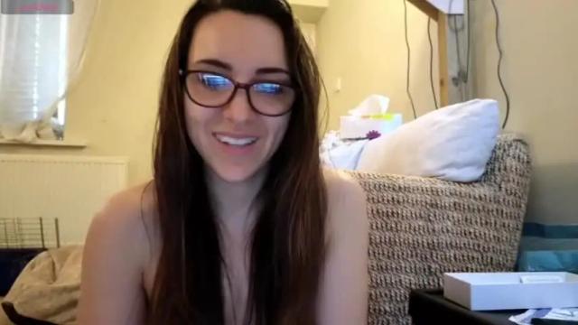 Image 12 of britishandbrunette Stream on Chaturbate on 15 months ago