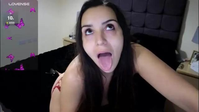 Image 3 of britishandbrunette Stream on Chaturbate on 2 days ago