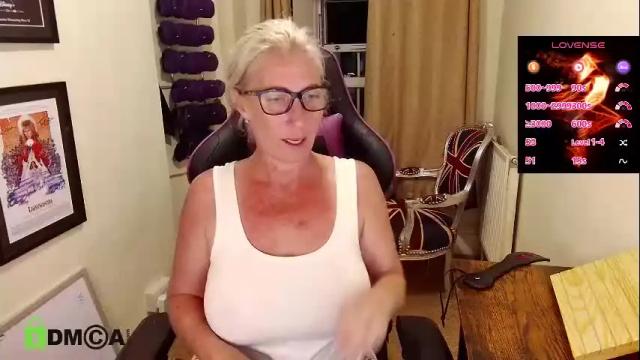 Image 12 of britishladya Stream on Chaturbate on 1 month ago