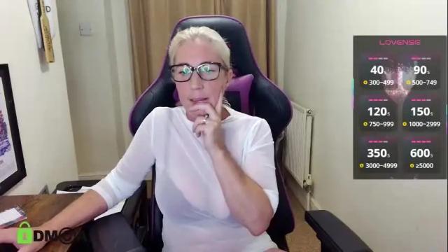 Image 8 of britishladya Stream on Chaturbate on 6 days ago
