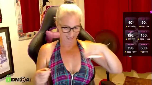 Image 4 of britishladya Stream on Chaturbate on 3 months ago