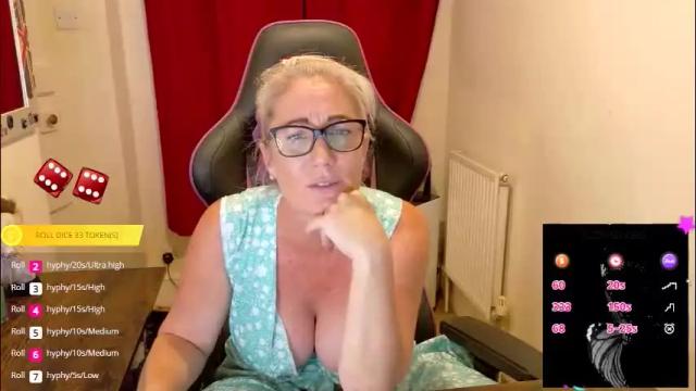 Image 4 of britishladya Stream on Chaturbate on 2 months ago