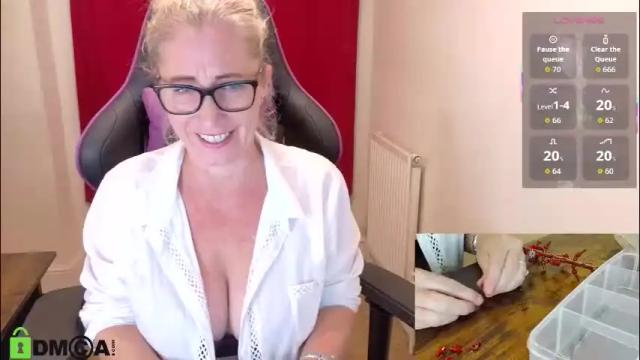 Image 12 of britishladya Stream on Chaturbate on 1 month ago