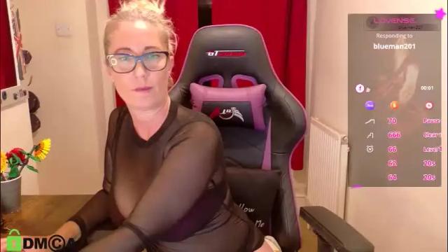Image 2 of britishladya Stream on Chaturbate on 1 month ago