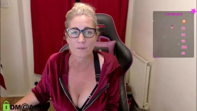 Image 4 of britishladya Stream on Chaturbate on 1 month ago