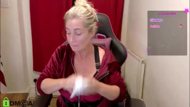Image 6 of britishladya Stream on Chaturbate on 1 month ago