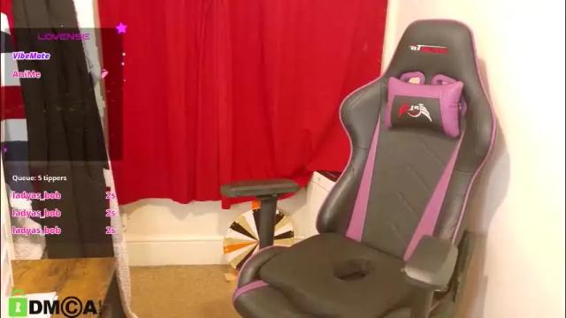 Image 8 of britishladya Stream on Chaturbate on 1 month ago