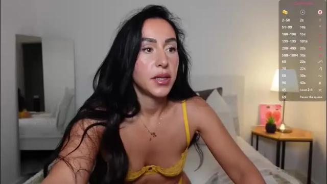 Image 2 of britishsofia Stream on Chaturbate on 1 month ago