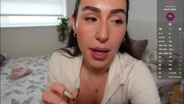 Image 8 of britishsofia Stream on Chaturbate on 2 months ago