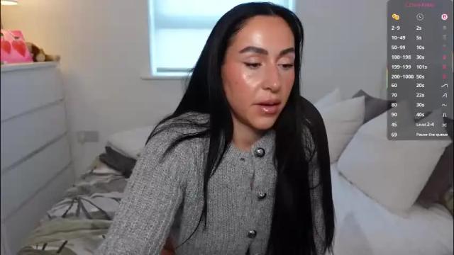 Image 2 of britishsofia Stream on Chaturbate on 1 month ago