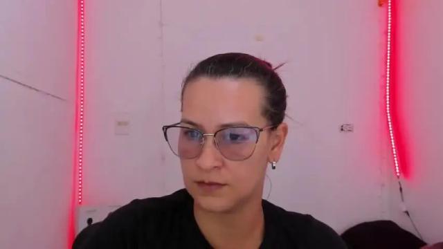 Image 10 of britneeytaylor Stream on Chaturbate on 15 months ago