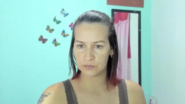Image 2 of britneeytaylor Stream on Chaturbate on 13 months ago