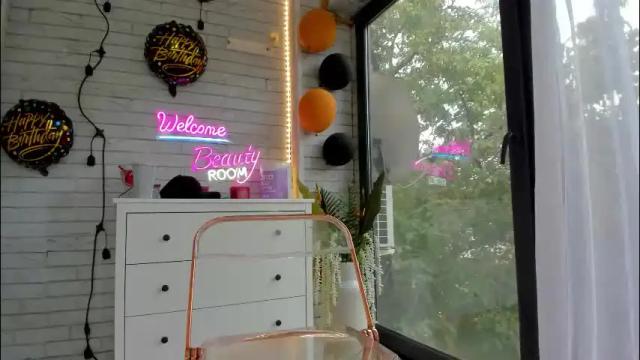 Image 2 of britney_charm Stream on Chaturbate on 2 months ago
