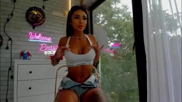 Image 6 of britney_charm Stream on Chaturbate on 2 months ago