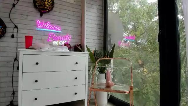 Image 3 of britney_charm Stream on Chaturbate on 25 days ago