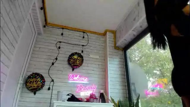 Image 11 of britney_charm Stream on Chaturbate on 21 days ago