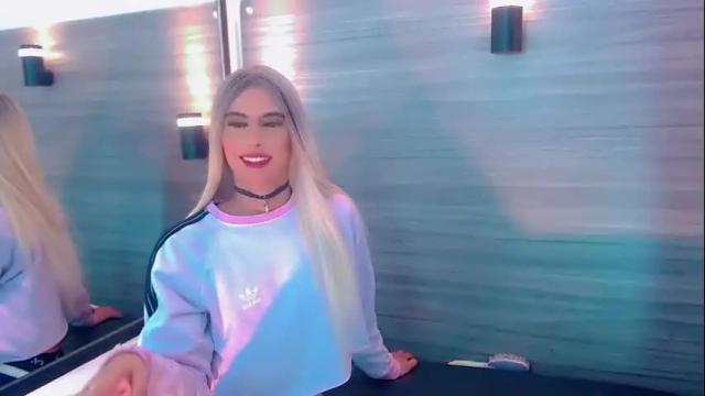 Image 7 of britney_ortega Stream on Chaturbate on 7 days ago