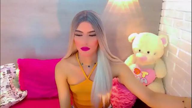 Image 2 of britney_ortega Stream on Chaturbate on 1 month ago